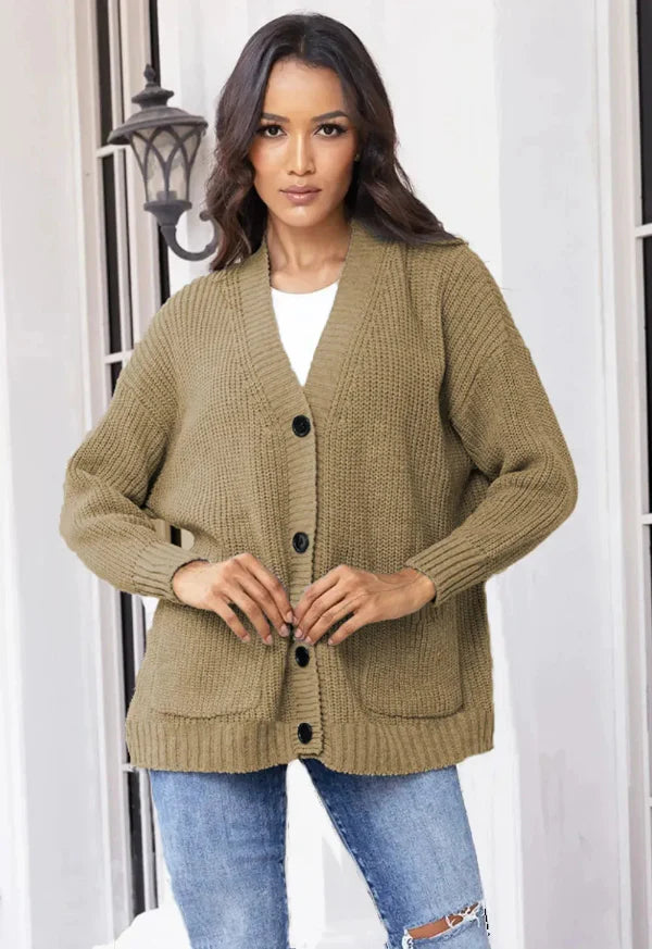 Women’s Cardigan – Wool Knit – Oversized Fit – V-Neck – Button Front with Pockets