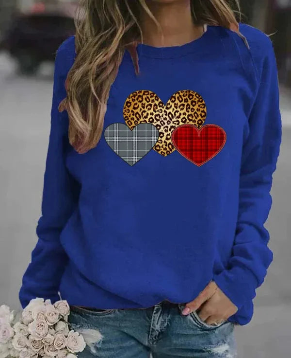 Women’s Sweatshirt – Loose Fit – Cotton Blend – Long Sleeve Heart Graphic Casual Wear