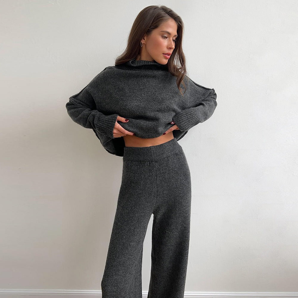 Women’s Two-Piece Sweater Suit Set – Chunky Knit Wool – Oversized Fit – Turtleneck and Wide-Leg Pants