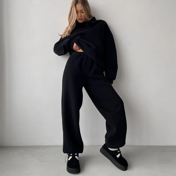 Women’s Sweatshirt – Relaxed Fit – Fleece Texture – Collared – Long Sleeve Casual Top
