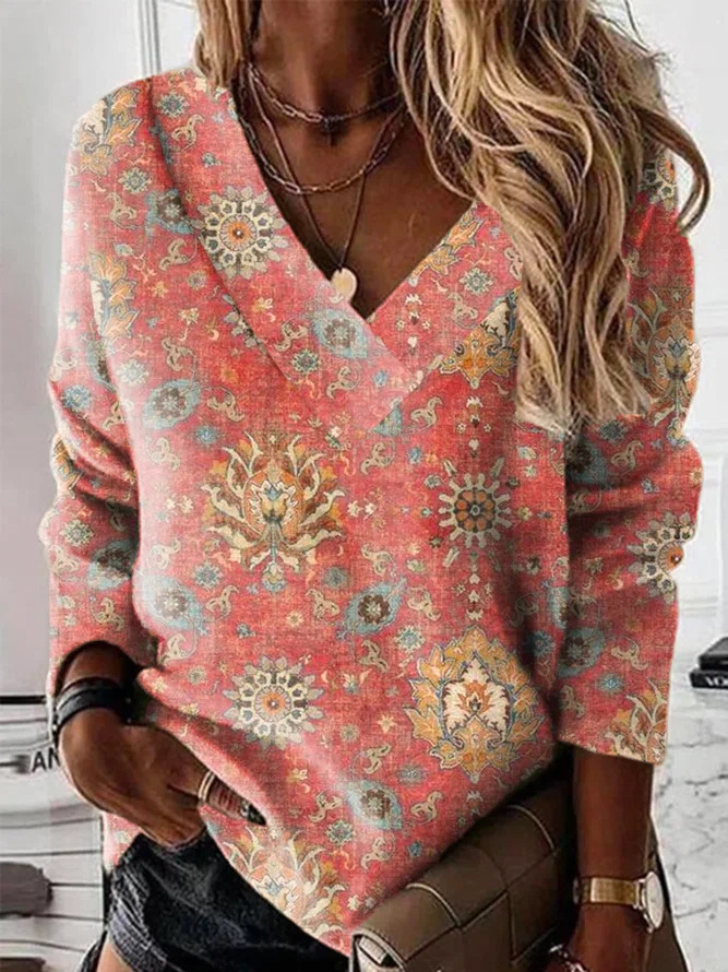 Women’s V-Neck Sweatshirt – Loose Fit – Paisley Print – Long Sleeve Cotton Knit