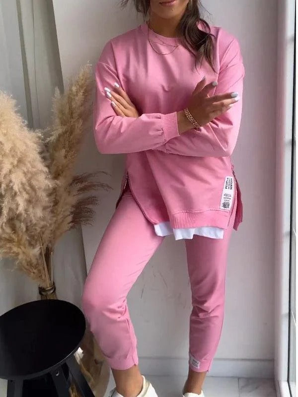 Women’s Two-Piece Loungewear Set – Oversized Sweatshirt and Tapered Joggers – Cotton Blend