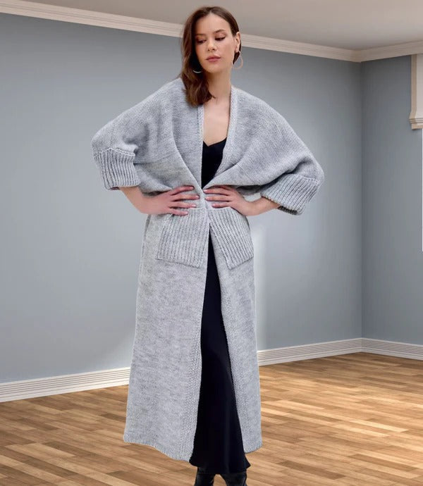 Women’s Knit Coat – Oversized Fit – Chunky Wool Texture – V-Neck with Pockets
