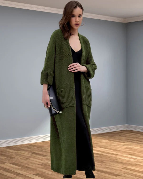 Women’s Knit Coat – Oversized Fit – Chunky Wool Texture – V-Neck with Pockets