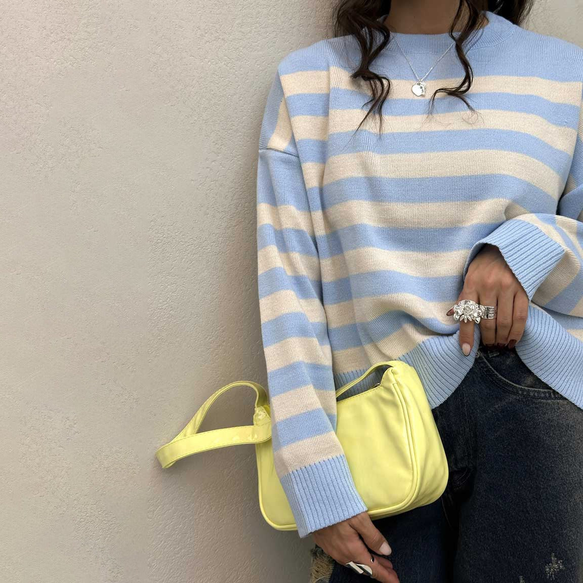 Women’s Pullover Sweatshirt – Loose Fit – Striped Knit – Ribbed Crew Neck and Hem