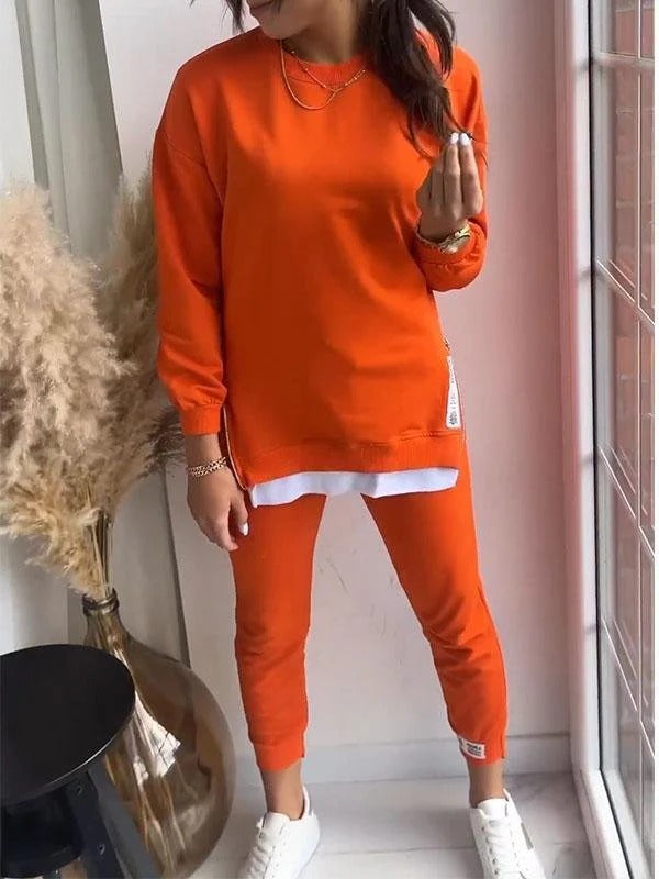 Women’s Two-Piece Loungewear Set – Oversized Sweatshirt and Tapered Joggers – Cotton Blend