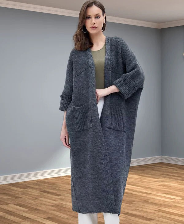 Women’s Knit Coat – Oversized Fit – Chunky Wool Texture – V-Neck with Pockets