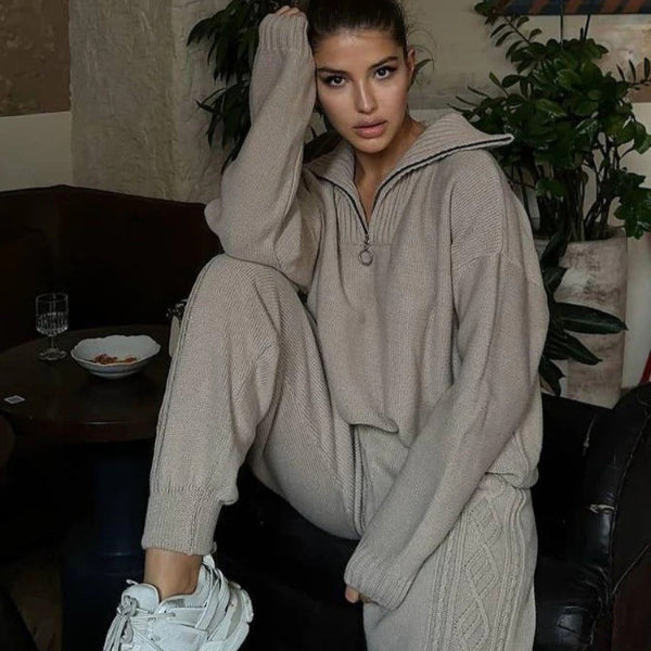 Women’s Two-Piece Loungewear Set – Soft Knit – Oversized Fit – Quarter-Zip Top – Ribbed Trim