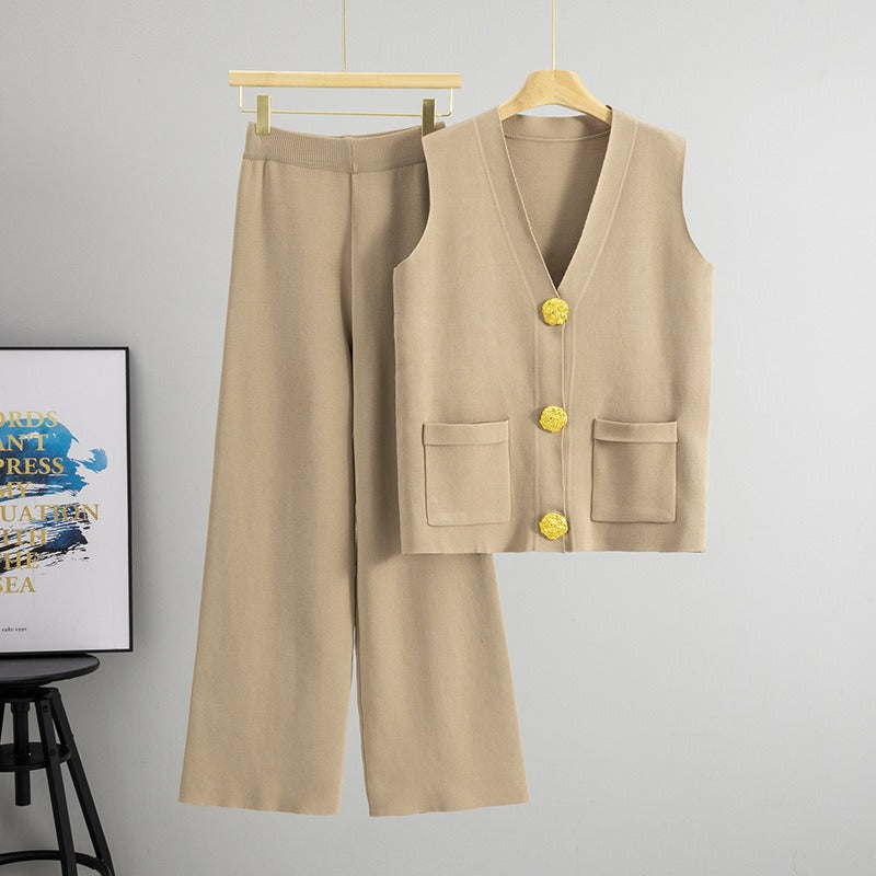 Women’s Two-Piece Set – Knitted Vest with Patch Pockets – Wide-Leg Pull-On Trousers