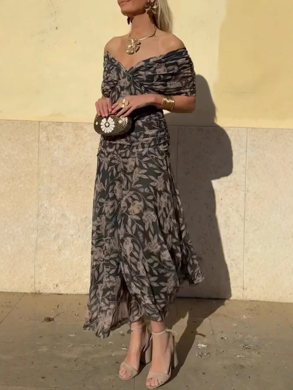 Women’s V-Neck Maxi Dress – Off-Shoulder – Floral Print – Flowing Lightweight