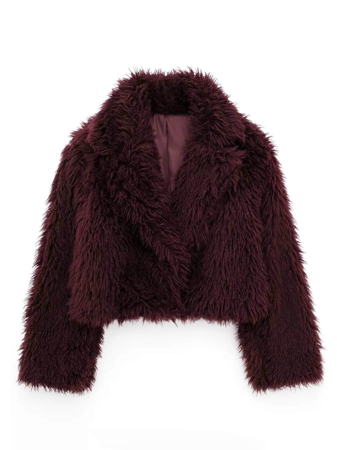 Elegant faux fur cropped coat with plush texture