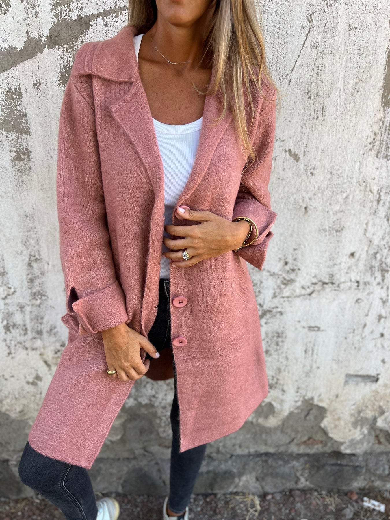 Women's lapel pocket medium length cardigan