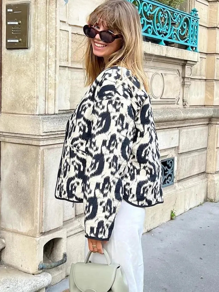 Trendy oversized black and white jacket for women