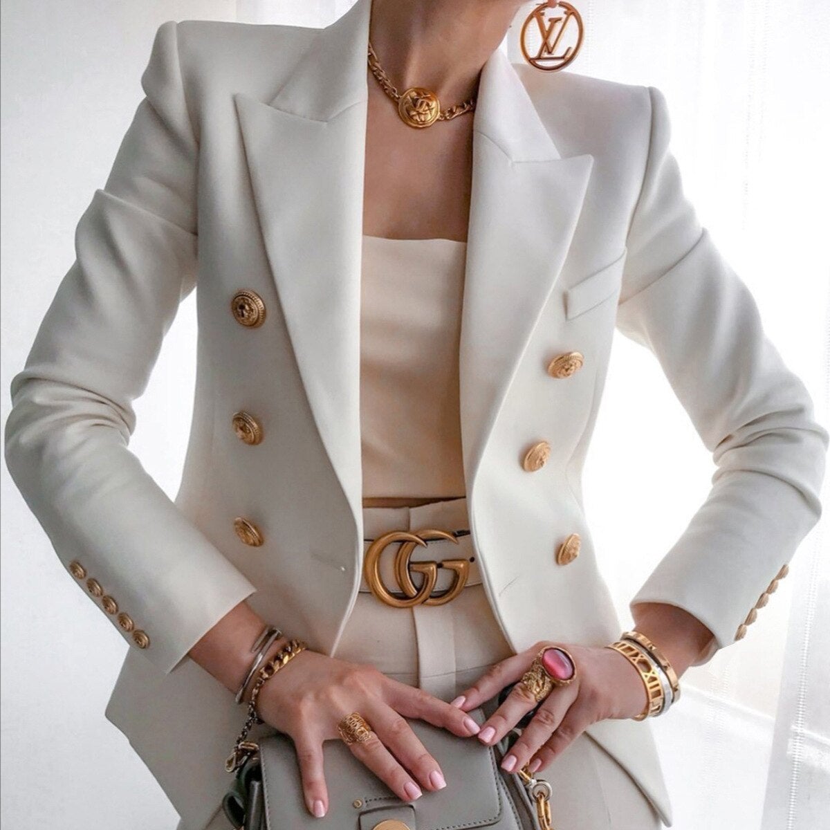 Women's elegant long sleeve blazer