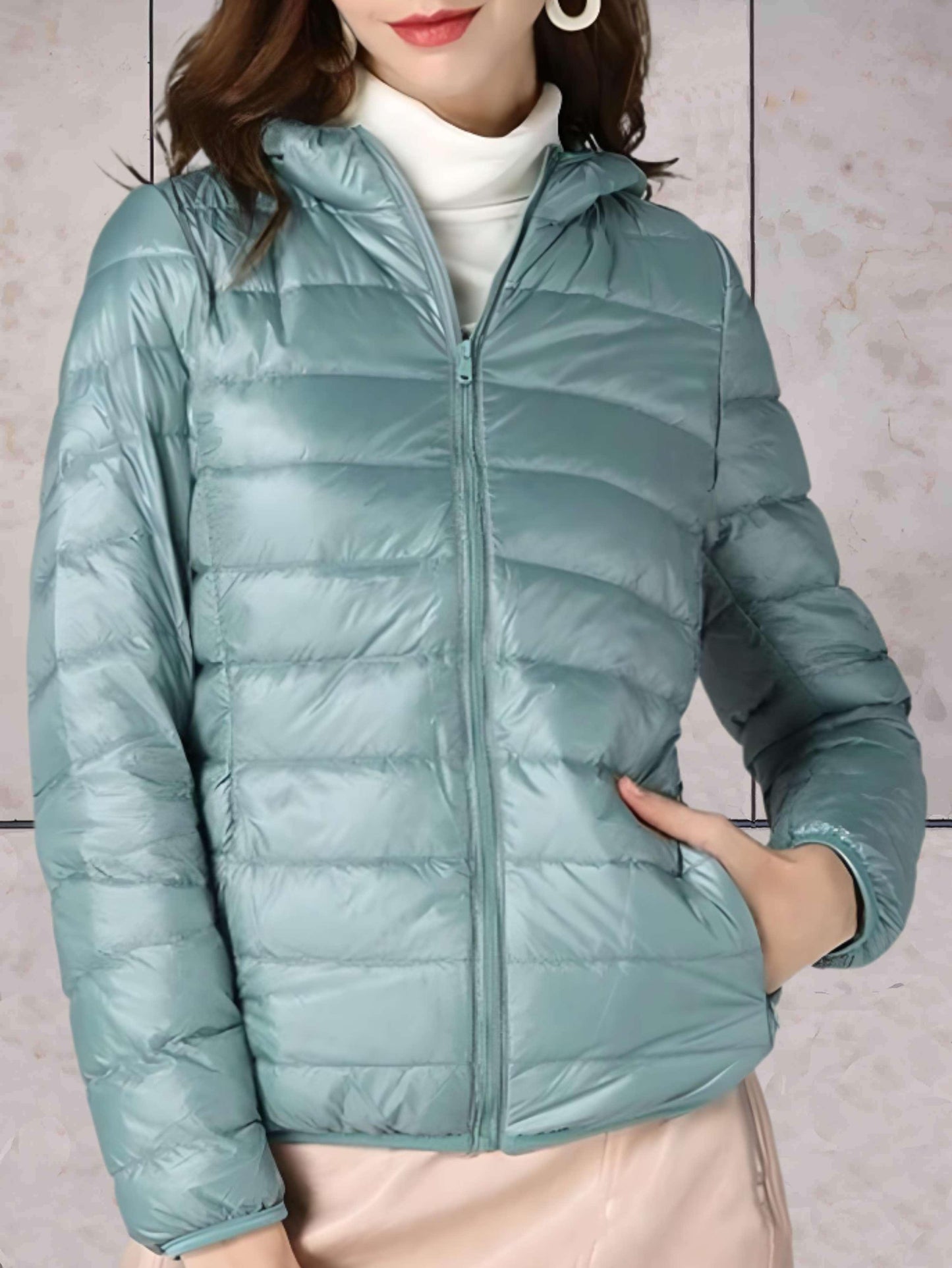 Elegant warm down jacket with hood for women