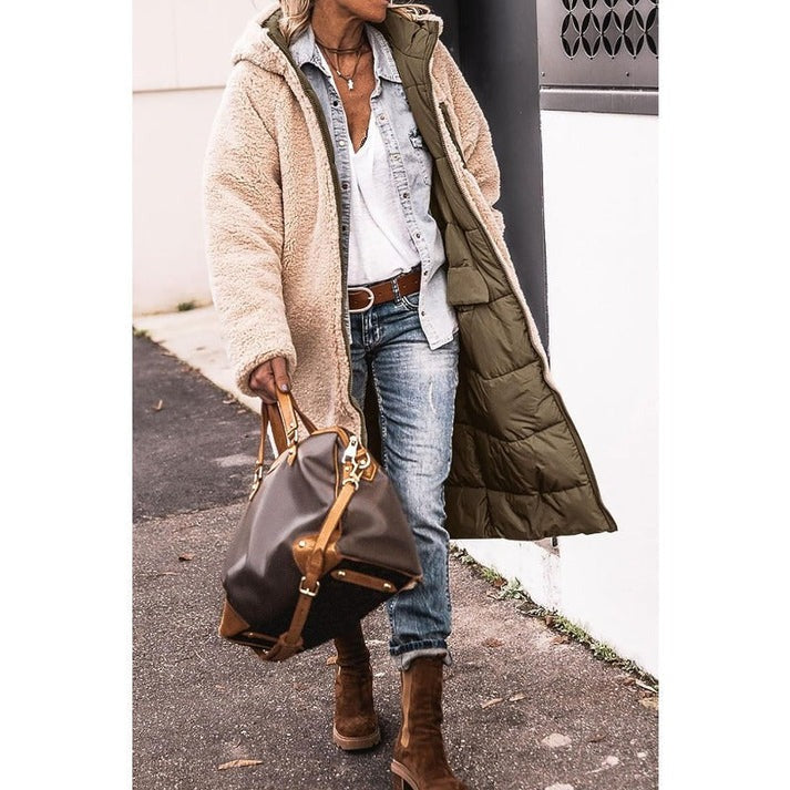 Women's long, comfortable coat