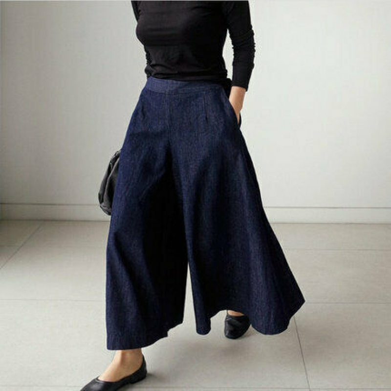 Women's loose denim trousers