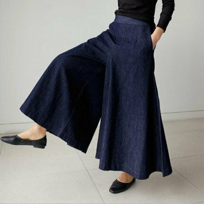 Women's loose denim trousers