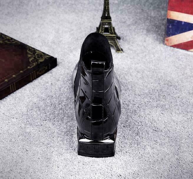 Women's patent leather booties with side zipper