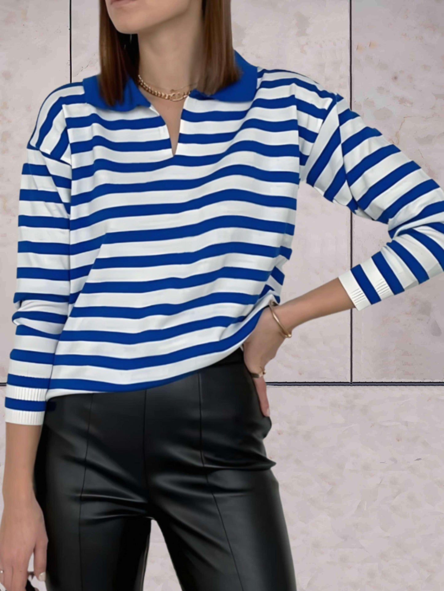 Women’s trendy oversized sweater with round neck