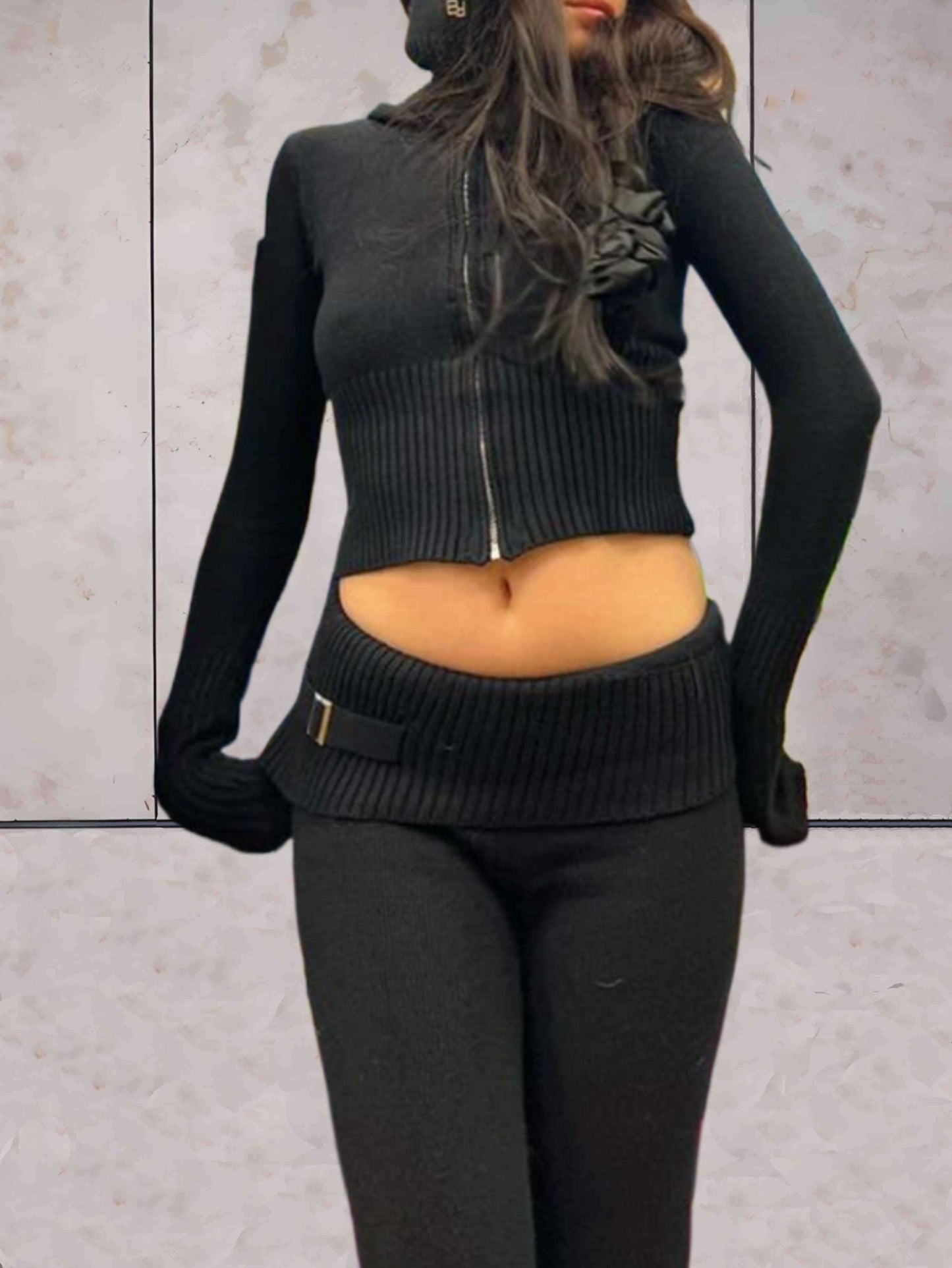 Stylish 2-piece hooded set for women