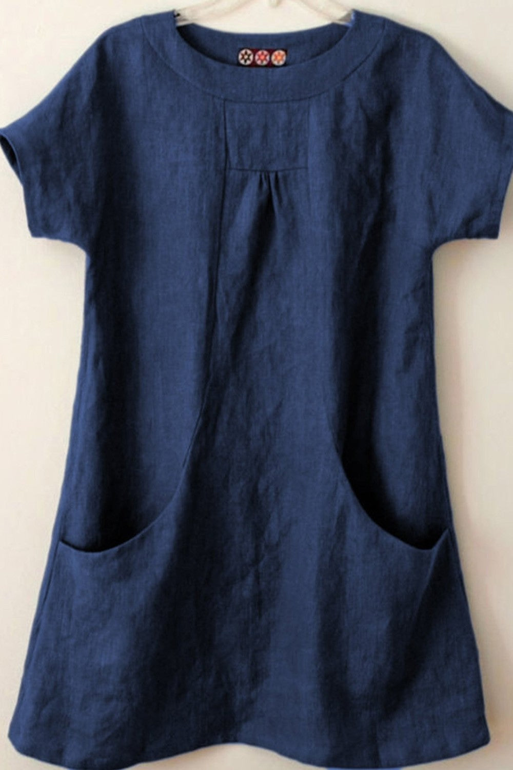 Women’s Blouse – Relaxed Fit – Short Sleeve – Natural Fibers – Tunic Length – Front Pockets