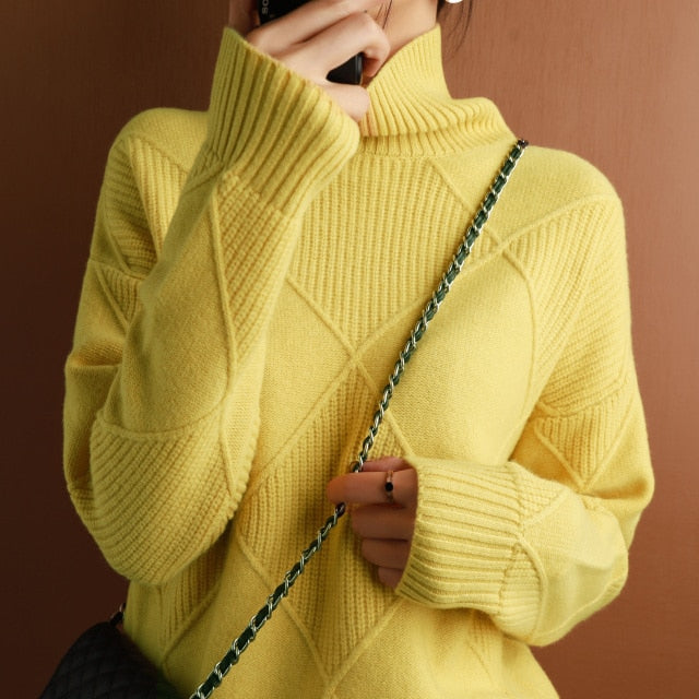 Diamond Pattern Casual Turtleneck Sweater