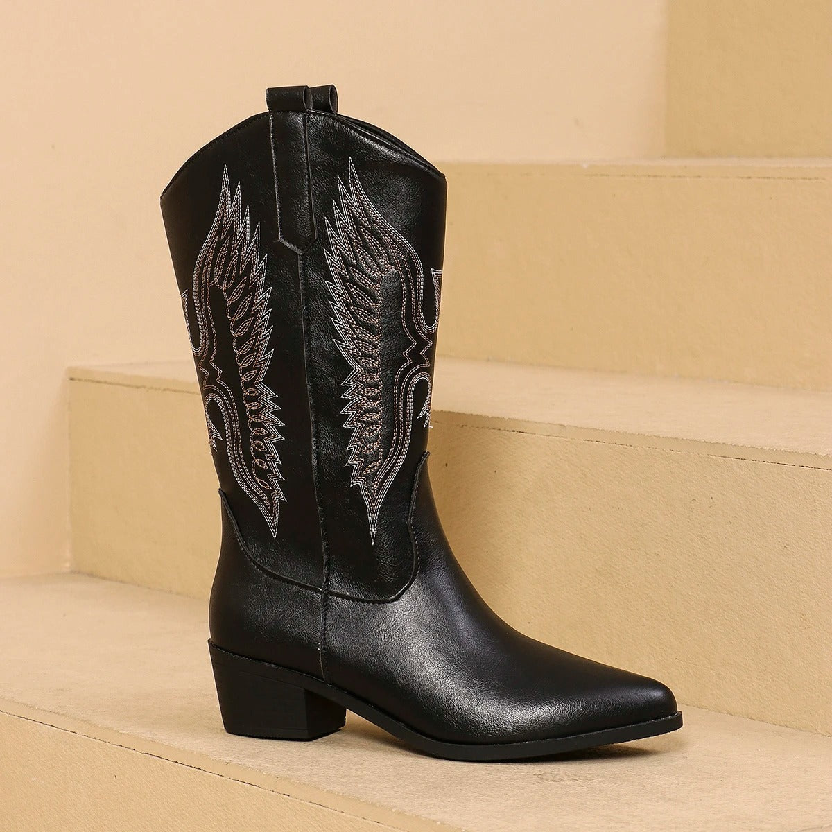 Women's high-heeled embroidered cowboy boots