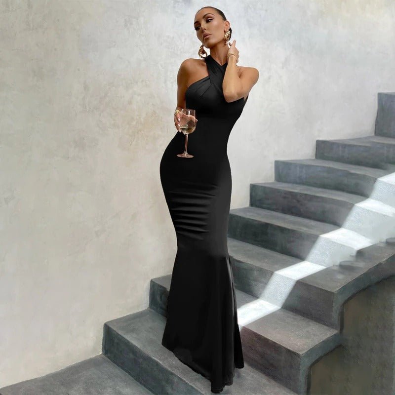 Women's Evening Gown - Halter Neckline - Floor-Length Satin Elegant Formal Wear