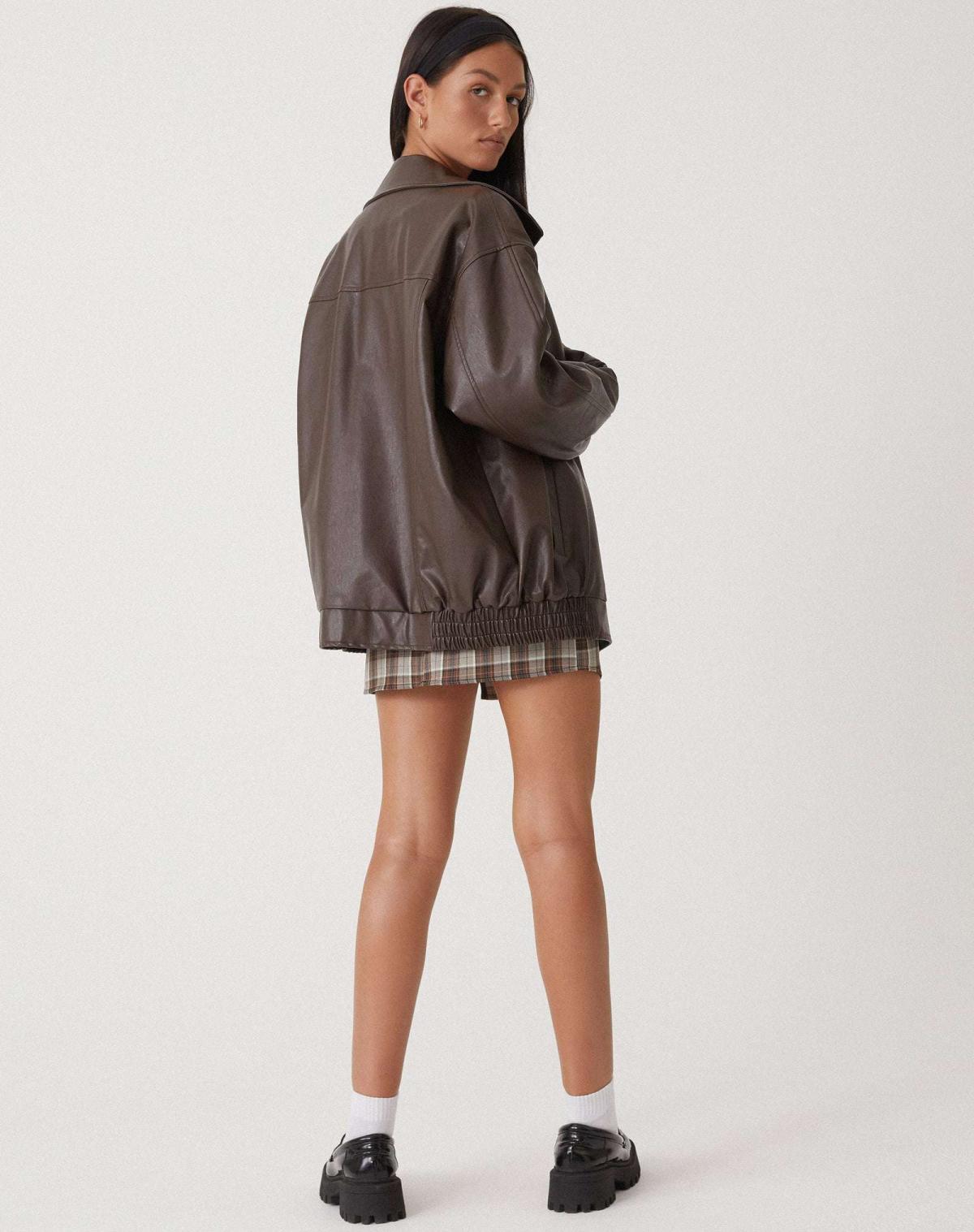 Women’s Leather Jacket – Oversized Fit – Zipper Front – Hip Length – Casual Outerwear