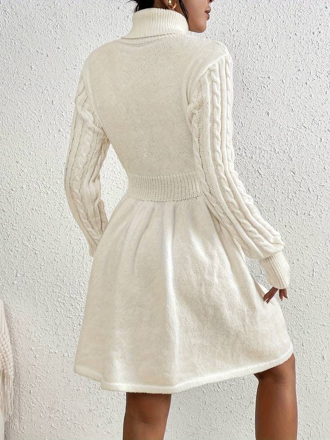 Women's elegant white knitted dress for a timeless look