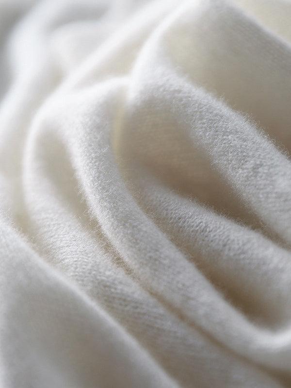 Women's v-neck five-point sleeves sweater