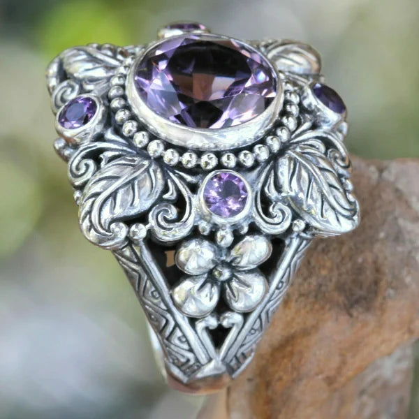 Meditation amethyst crystal flower ring