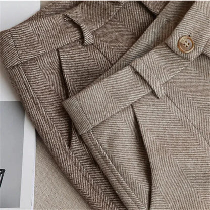 Women's elegant and comfortable trousers