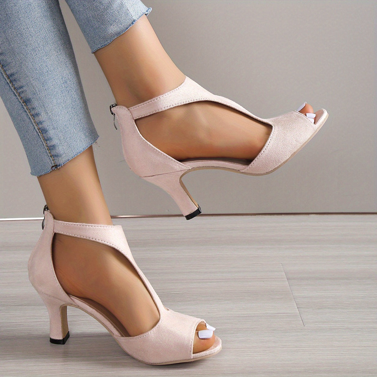 Women’s High Heel Sandals - Open Toe - Cut-Out Design - Back Zipper Closure