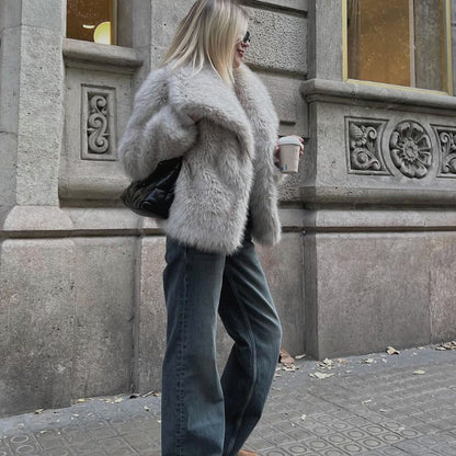 Women's faux fur coat for fall winter