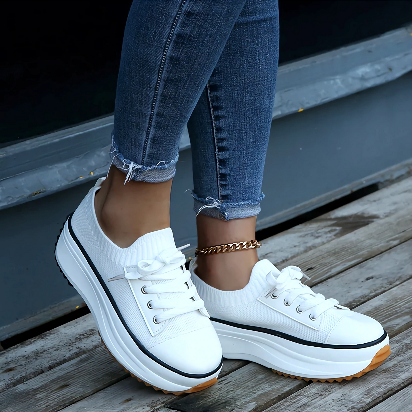 Women’s Sneakers – Soft Knit Upper – Platform Sole – Lace-Up Breathable Fit