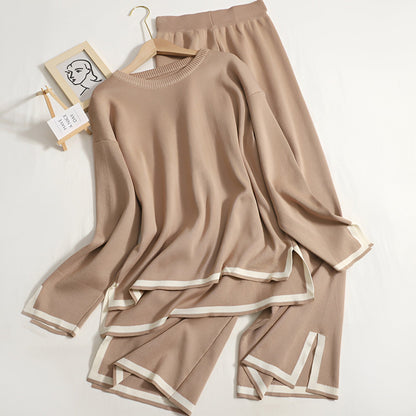 Women's elegant 2-piece lounge set made of stretch knit