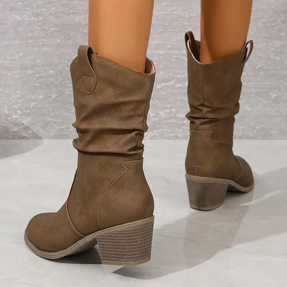 Women's rustic charm leather boots