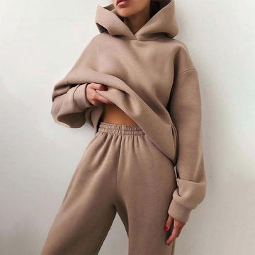 Women's oversized jogging suit