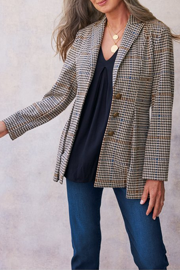 Ellie - Elegant Plaid Blazer with Turn-back Collar