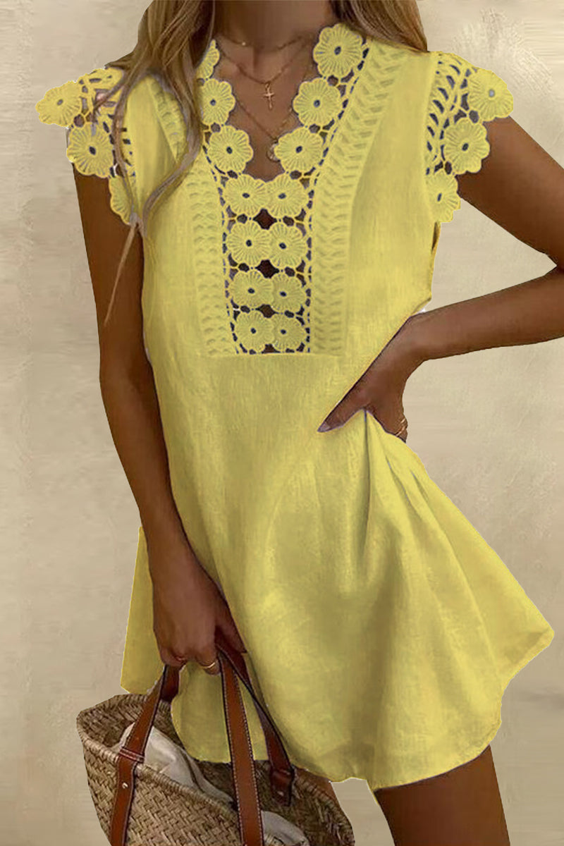 Women's A-Line Dress - Lace Detail - Short Sleeve - Elegant Floral Neckline