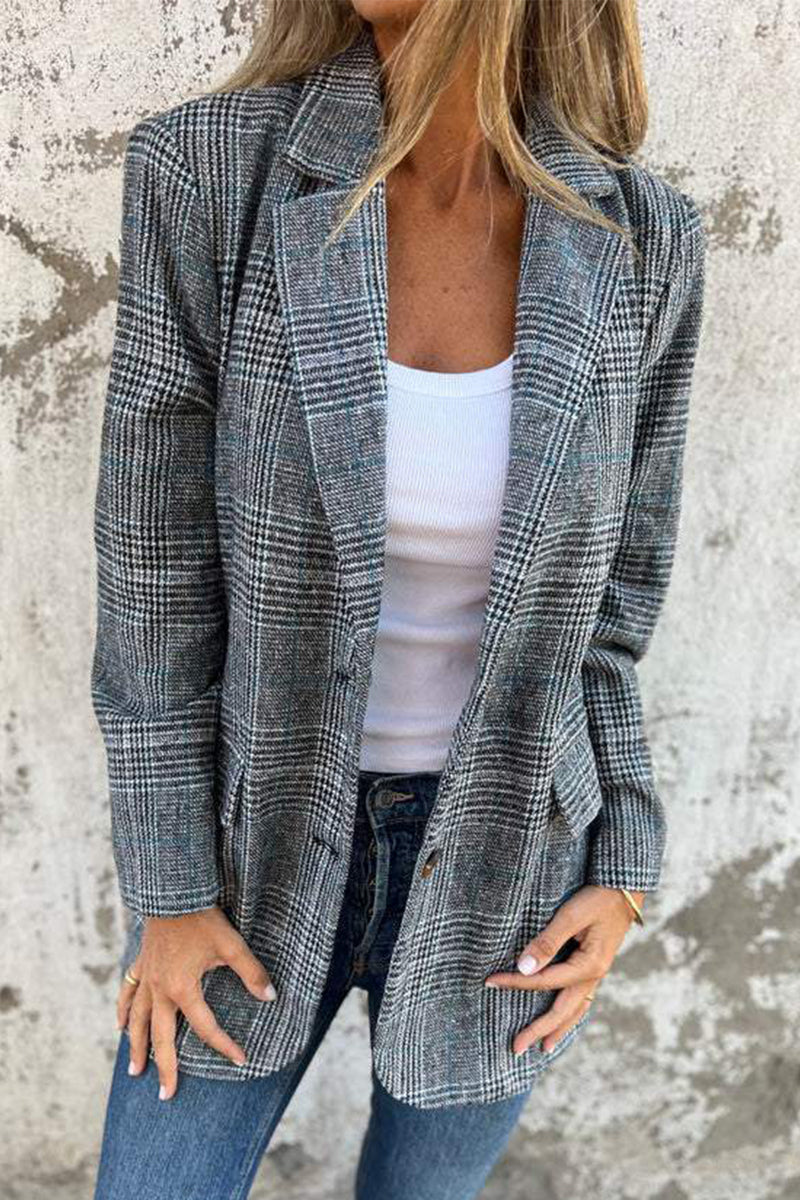 Women's retro plaid lapel button down blazer