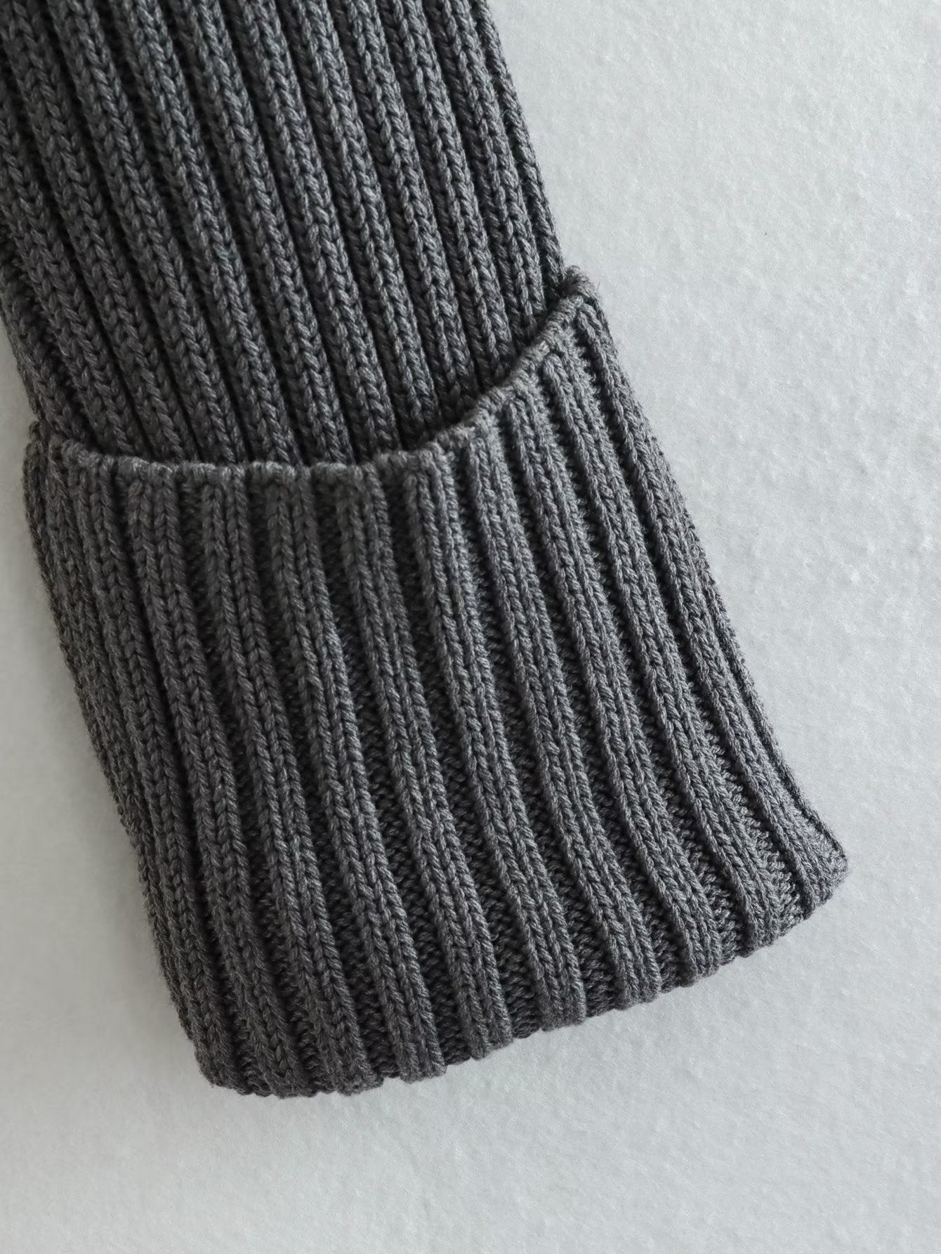 Women's elegant cropped turtleneck sweater