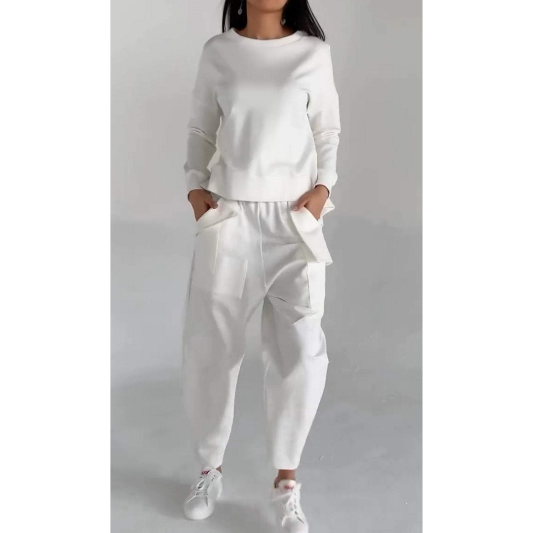 Women's stylish pants set