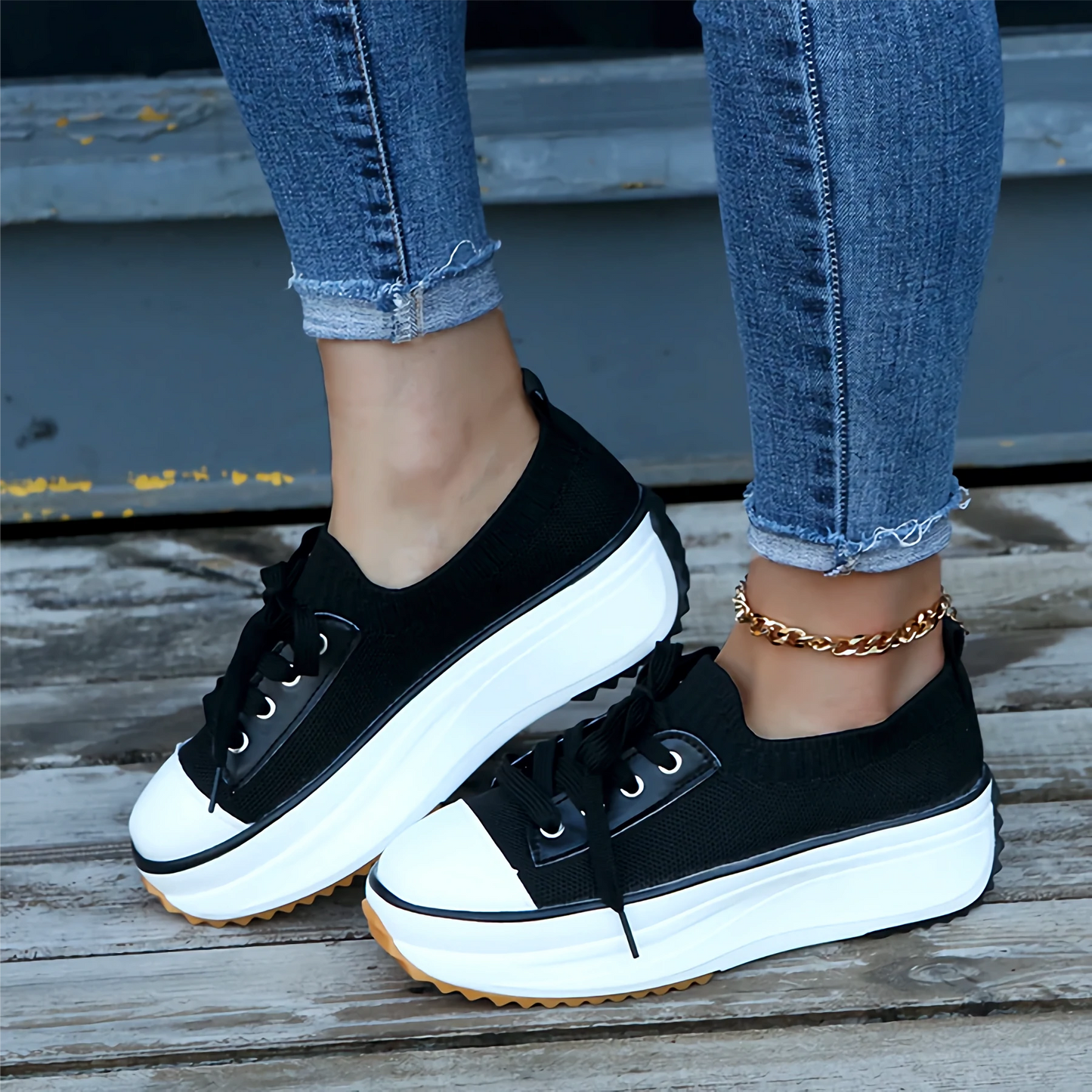 Women’s Sneakers – Soft Knit Upper – Platform Sole – Lace-Up Breathable Fit