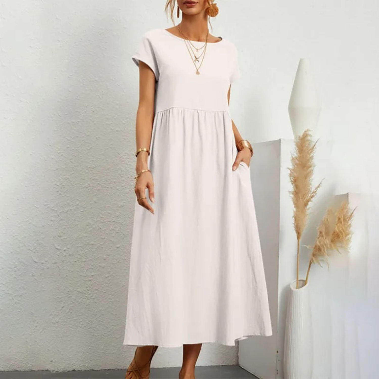 Amry - loose linen dress with o-neck