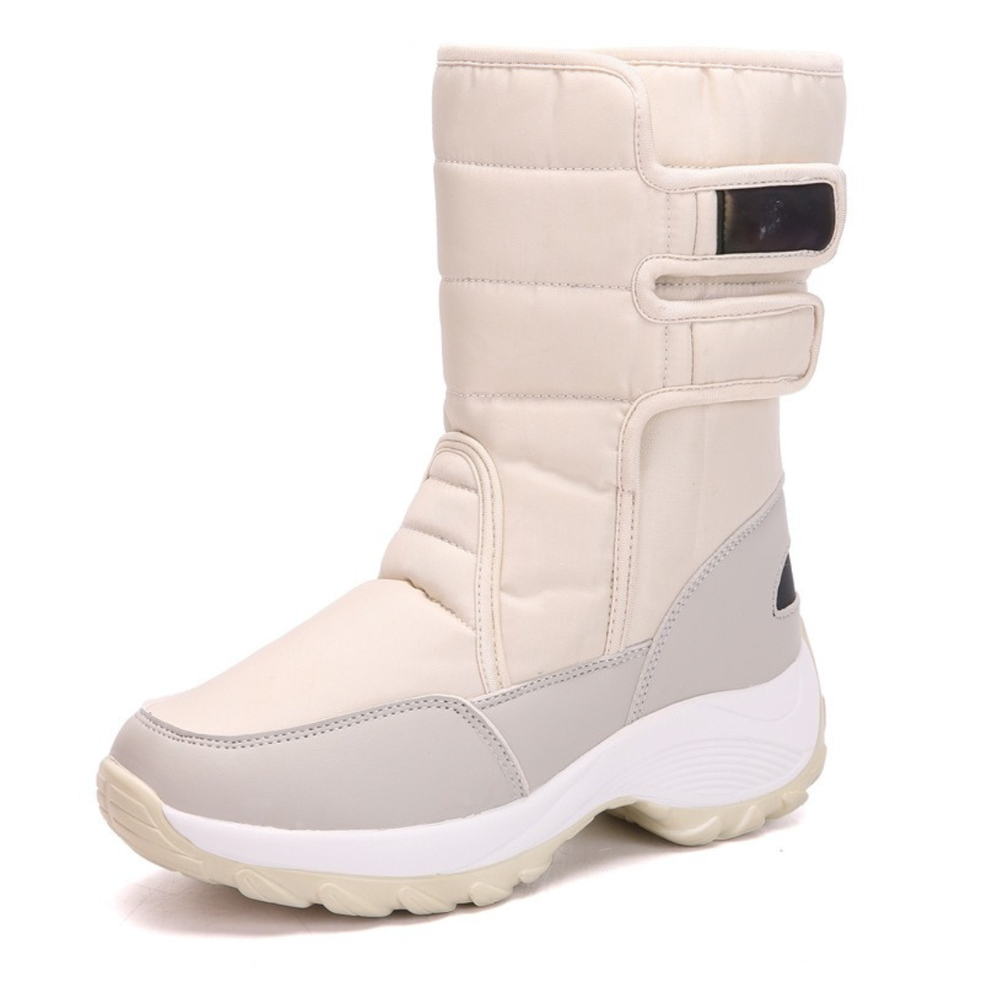 Women’s Snow Boots - Slip-On Design - Insulated Fleece Lining