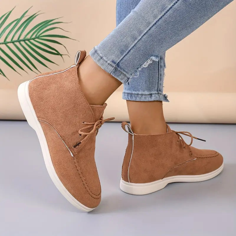 Women's lace-up flat short boots