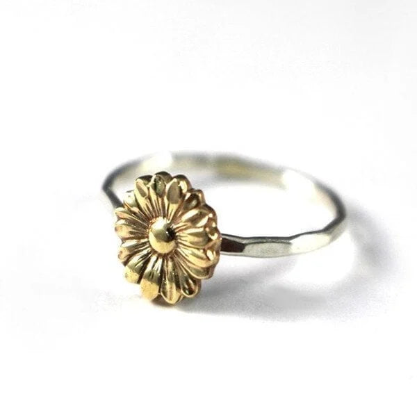 Radiant sunflower ring